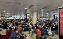 Vé máy bay, tàu xe sau tết quá căng