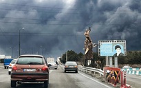 Iran nói tự quyết định thời điểm kết thúc chiến sự, Anh, Úc có động thái