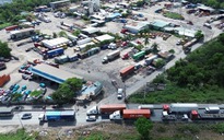 Loạt bãi xe tự phát dọc đường Võ Chí Công: Kiểm tra xong… vẫn hoạt động