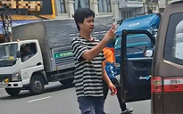 Xác minh clip 2 tài xế xô xát chảy máu đầu ở TP.HCM