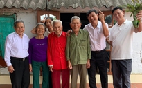 Cụ ông 102 tuổi đi hơn 200 km thăm em trai, gặp lại sau 3 năm xa cách