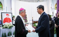 Lãnh đạo Bộ Dân tộc và Tôn giáo viếng Đức Hồng y Gioan Baotixita Phạm Minh Mẫn