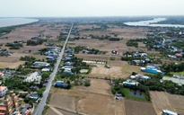 Vì sao người dân 1 xã ở Tây Ninh bị 'đứng bánh' chuyện đất đai, xây nhà?