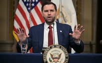 Phó tổng thống Mỹ nói 'bị ám ảnh' về UFO, sẽ 'tìm ra sự thật'