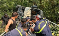 Xe ô tô 29 chỗ lao xuống vực ở Tam Đảo, 7 người bị thương