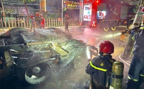 Khống chế nhanh vụ cháy xe đầu kéo container trong đêm ở TP.HCM