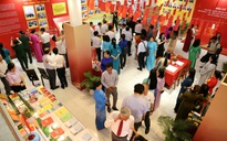 Cần Thơ trưng bày nhiều tư liệu, sách về bầu cử Quốc hội và HĐND