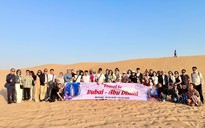 Doanh nghiệp làm việc xuyên đêm đưa khách Việt từ Dubai trở về nước