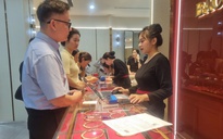 Giá vàng nhích nhẹ, giá bạc giảm thêm, đã đến lúc 'bắt đáy'?