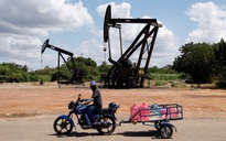 Lạm phát Venezuela vọt lên 475%