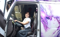 Cô gái Gia Lai 26 tuổi lái xe tải xuyên Việt, một tháng ngủ cabin 25 ngày
