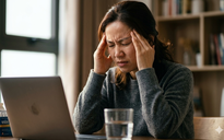 Đau đầu lúc thức dậy: Dấu hiệu nào cảnh báo nguy cơ đột quỵ?