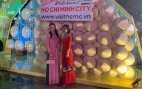 Giới trẻ háo hức check-in tại Lễ hội áo dài