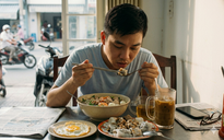 Tại sao ăn sáng quá no lại khiến bạn mệt mỏi và buồn ngủ hơn?