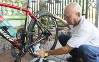 VĐV 76 tuổi đạp xe 'Chung tay kiến tạo hòa bình' tri ân người ông liệt sĩ