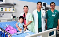 Bé 2 tuổi ngộ độc hóa chất từ đồ dùng học tập, phải lọc máu cứu sống