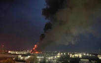 Chiến sự Ukraine ngày 1.516: Ông Zelensky bất mãn khi Mỹ ‘cởi trói’ dầu Nga