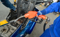 Bộ đề xuất chi 5.000 đồng/lít bình ổn xăng dầu từ nguồn ngân sách trung ương