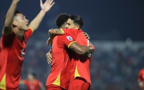 Hoàng Hên và Xuân Son cứ hay thế này, đội tuyển Việt Nam ngại gì Indonesia nhập tịch