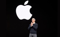 Ông Tim Cook sắp rời ghế CEO Apple, Tổng thống Trump và dàn tỉ phú nói gì?