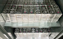 Giá vàng sáng 27.4 đứng im, giá bạc giảm nhẹ