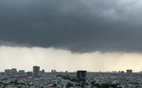 TP.HCM đã có 'mưa vàng' giải nhiệt