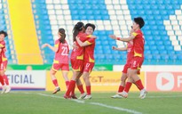 Huỳnh Như cùng CLB TP.HCM ngược dòng nghẹt thở, đấu Hà Nội I ở chung kết