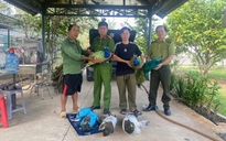 TP.HCM: Người dân tự nguyện bàn giao 9 con chim công Ấn Độ quý hiếm