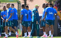 Neymar bất ngờ xuất hiện trên sân tập với ‘bộ dạng lạ’, HLV Ancelotti ra chỉ thị nóng