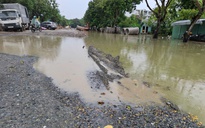 Đường ngập nước, ngổn ngang do thi công