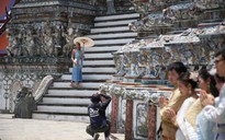 Khách quốc tế đến Thái Lan giảm, Việt Nam tăng