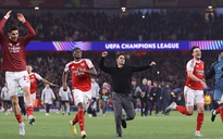 Lịch sử đang mời gọi Arsenal