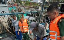 Phát hiện tàu cá chở hơn 31.000 lít dầu DO không rõ nguồn gốc