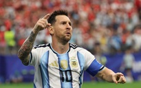 Nóng: Messi hỏng penalty rồi vẫn… sút tung lưới Áo, xô đổ kỷ lục ghi bàn World Cup