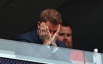 Biểu cảm gây sốt của Beckham trận Anh hòa nhạt Ghana: Hôn gió, gãi trán, ôm đầu thất vọng và…