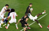 Khi ‘kẻ lót đường’ khiến các ông lớn choáng váng, World Cup hấp dẫn tuyệt đối!  