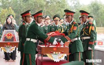 Đà Nẵng: Sau 57 năm chôn vùi trong hang đá, 5 liệt sĩ trở về đất mẹ
