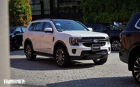 SUV 7 chỗ: Ford Everest duy trì sự áp đảo đối thủ