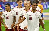 Thủ tướng và Hoàng gia Tây Ban Nha dự chung kết, số 19 kết nối Messi - Yamal