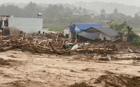 Người thân kể lại khoảnh khắc 4 người bị cuốn trôi trong 3 phút ở Lai Châu