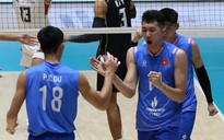 Đội tuyển bóng chuyền Việt Nam thua ngược khó tin trước Thái Lan ở SEA V.Cup