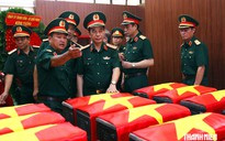 Đại tướng Phan Văn Giang kiểm tra hiện trường quy tập hài cốt liệt sĩ ở TP.HCM