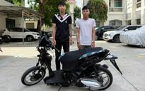 Khởi tố 2 bị can chuyên 'săn' ô tô không khóa cửa