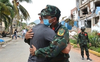 Người con Venezuela cảm ơn bộ đội Việt Nam tìm thấy mẹ trong đống đổ nát