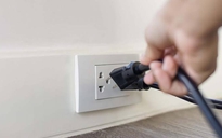 8 thiết bị điện tử nên rút phích cắm điện trước khi đi ngủ