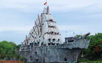 Độc đáo thủy cung trong con tàu 'hóa thạch' giữa vịnh Nha Trang