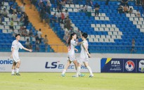 Được hưởng 3 quả phạt đền, CLB Phong Phú Hà Nam thắng cực đậm Hà Nội II