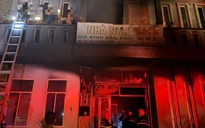 Cháy nhà nghỉ ven biển Đà Nẵng, 28 người mắc kẹt được cứu