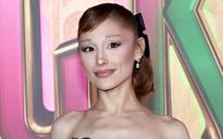 Ariana Grande ngừng hoạt động sau hình ảnh gầy trơ xương