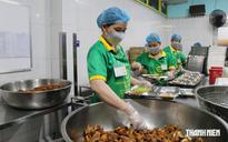 Suất ăn công nghiệp 20.000 - 22.000 đồng, doanh nghiệp nói khó cân đối dinh dưỡng